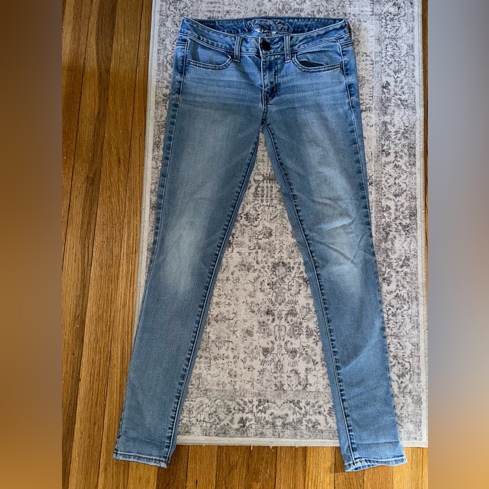 American eagle light wash jeans size 6 regular jegging